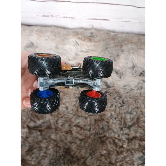 Hot‎ Wheels Monster Truck Double Decker Die-Cast Vehicle Multicolor 1:64 Scale - Picture 5 of 6